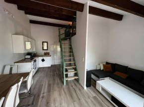 Mazet climatisé aux Issambres, 10 min à pied de la plage, avec terrasse et parking. - FR-1-768-54